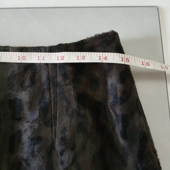 BROOKS BROTHERS | Faux Animal Print Skirt - Picture 12 of 13